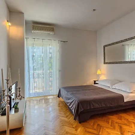 Prestige Lux