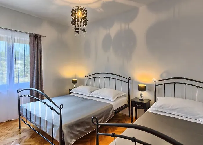 Prestige Lux * Split